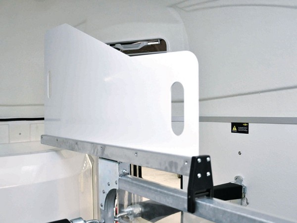 Kopftrennwand Maximus montiert