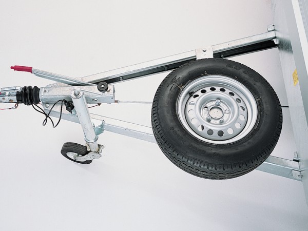 Ersatzradhalter auf Deichsel montiert (nur bei langer Zugdeichsel möglich)